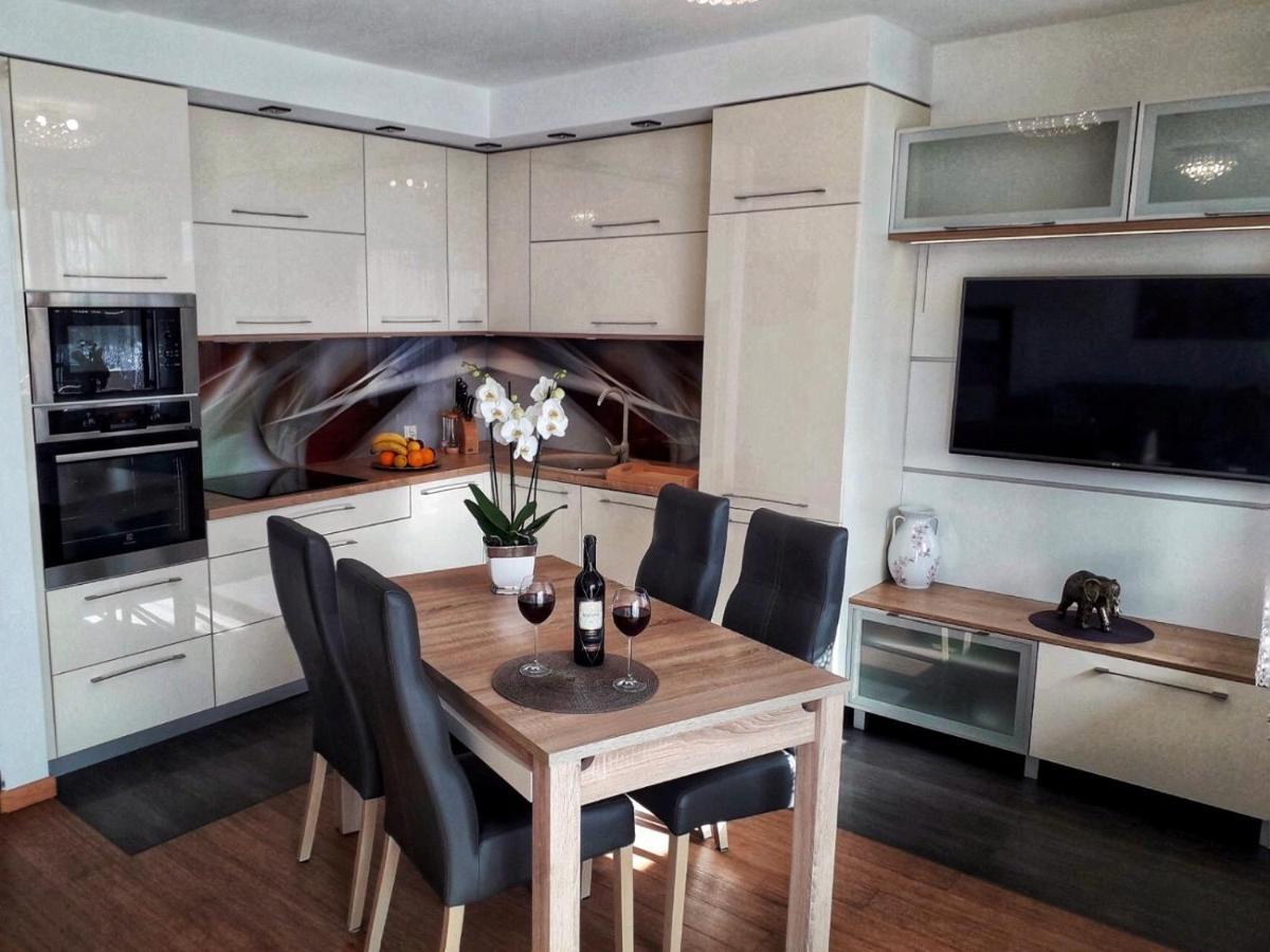 Appartamento Apartament Sloneczny Ełk Esterno foto